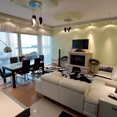 Luxury Papillon - Tre Canne Appartamento Budua